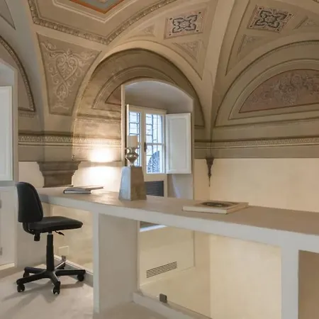 Keys Of Italy - Benci 20 Loft - Cherubini Luxurious Loft In Santa Croce Florencja